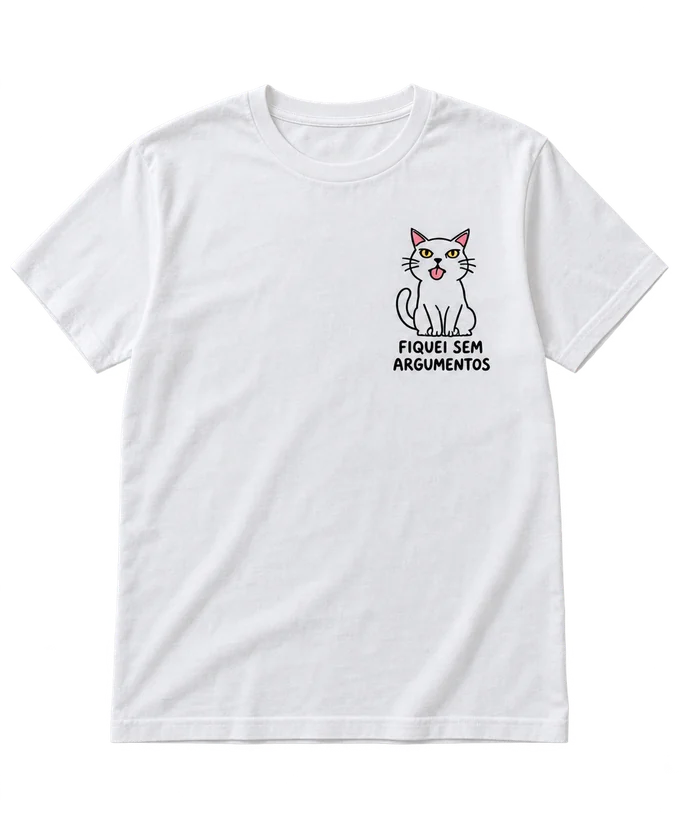 Camisola branca com a estampa “FIQUEI SEM ARGUMENTOS”